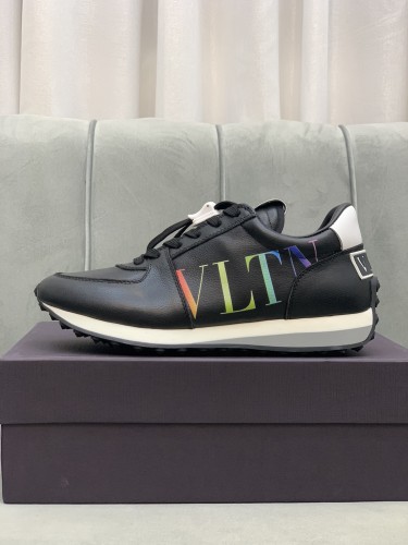 Valentino Garavani Low-top sneakers 4