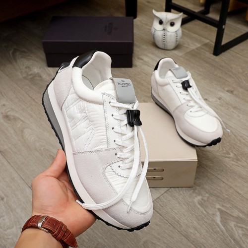 Valentino Garavani Low-top sneakers 15