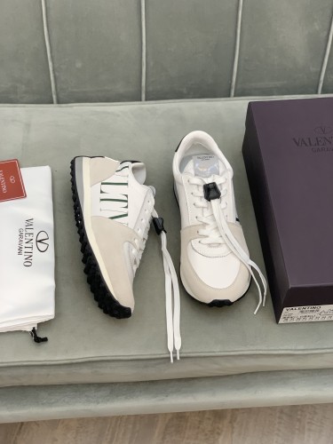 Valentino Garavani Low-top sneakers 3