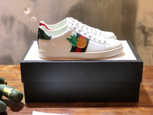 Gucci Ace embroidered Pineapple