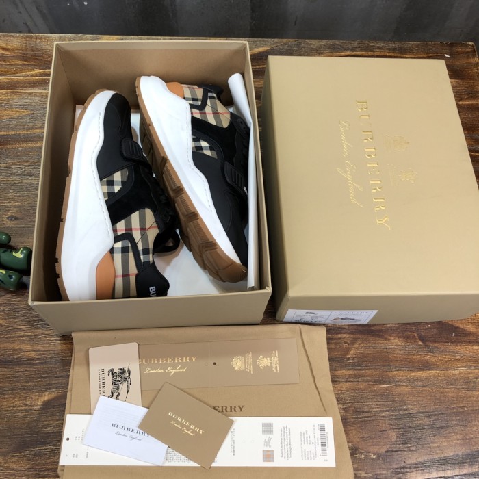 Burberry Vintage Sneaker 8