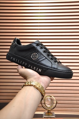 Philipp Plein Low Top Sneakers 2