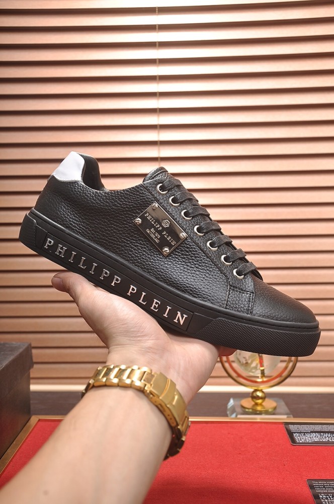 Philipp Plein Low Top Sneakers 21