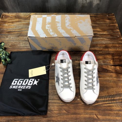 Golden Goose Superstar distressed-finish sneakers 7