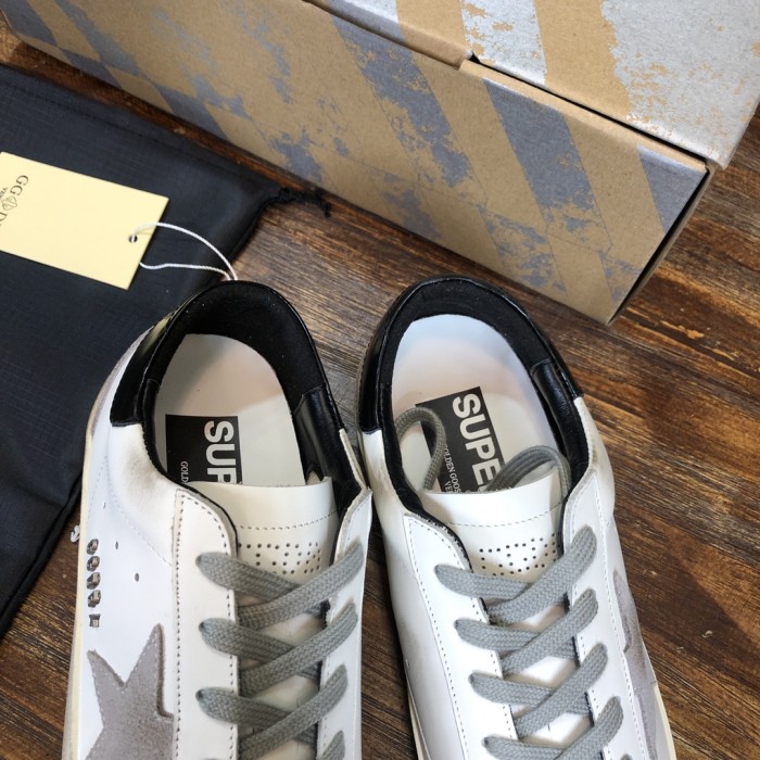 Golden Goose Superstar distressed-finish sneakers 3