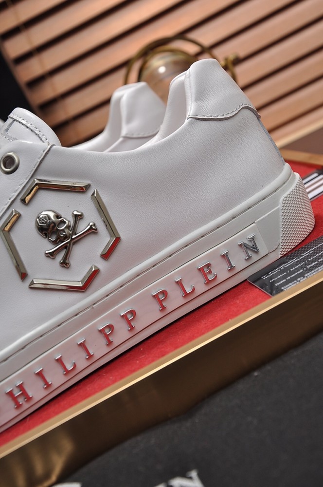 Philipp Plein Low Top Sneakers 36