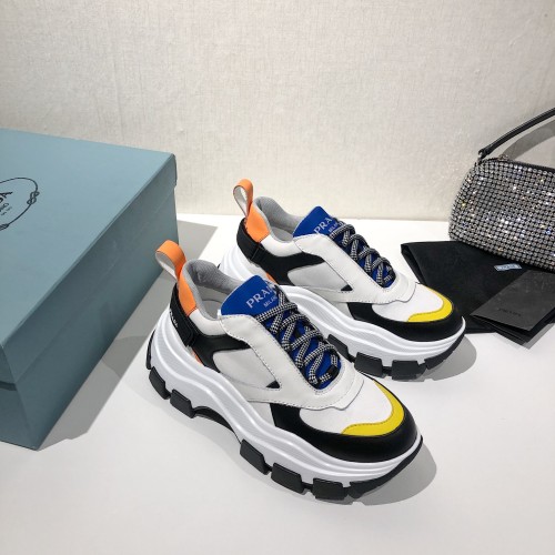 Prada Low Top sneaker 54