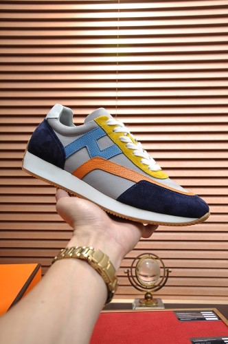 Hermes Low Top sneaker 25