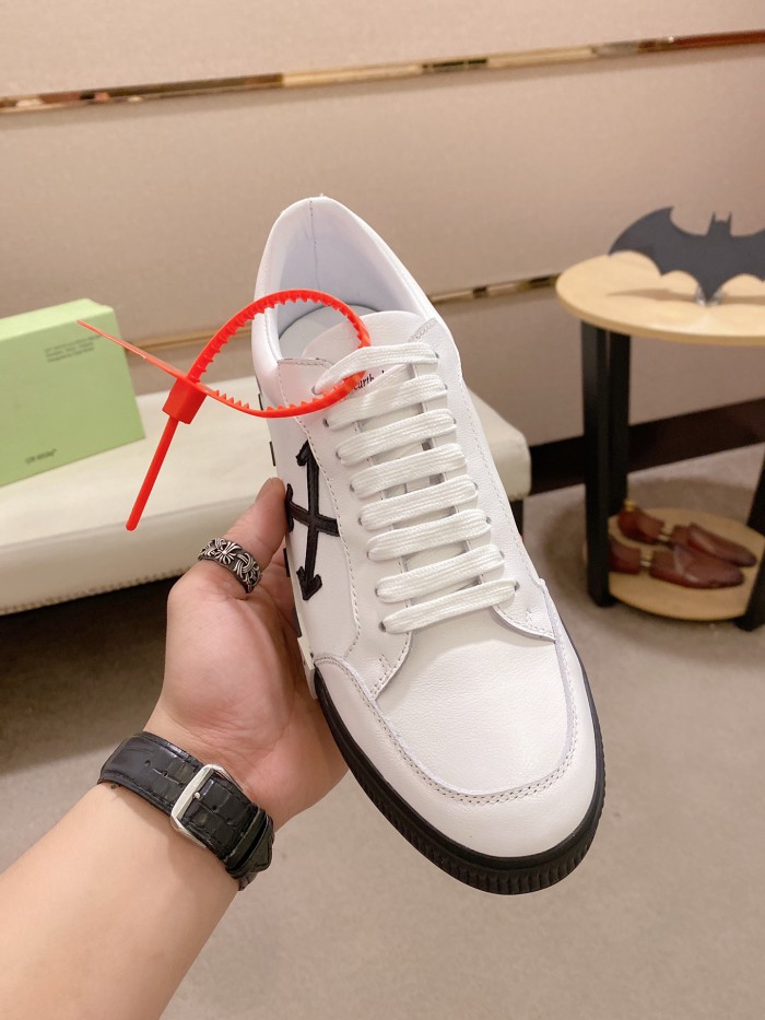 Off-White Low Vulc White Black AW20