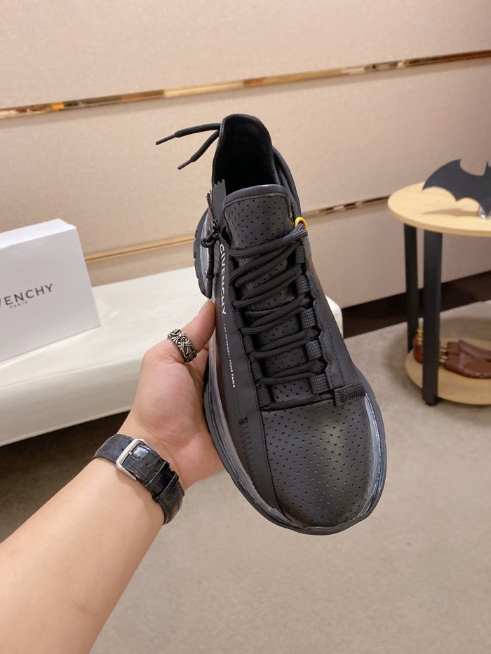 Givenchy Spectre Zip Sneakers 6