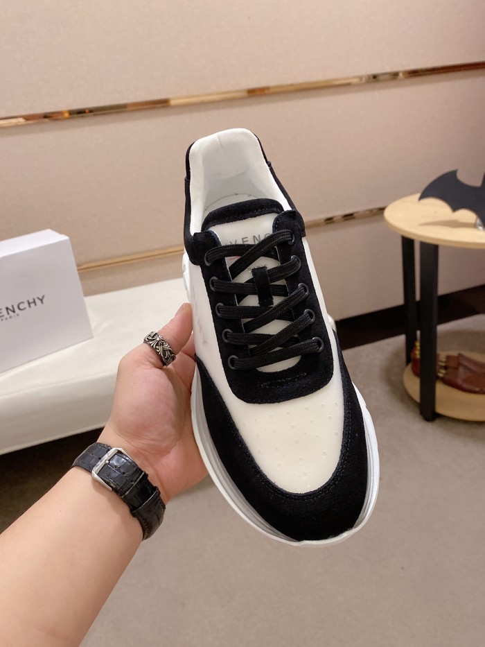 Givenchy Spectre Zip Sneakers 14