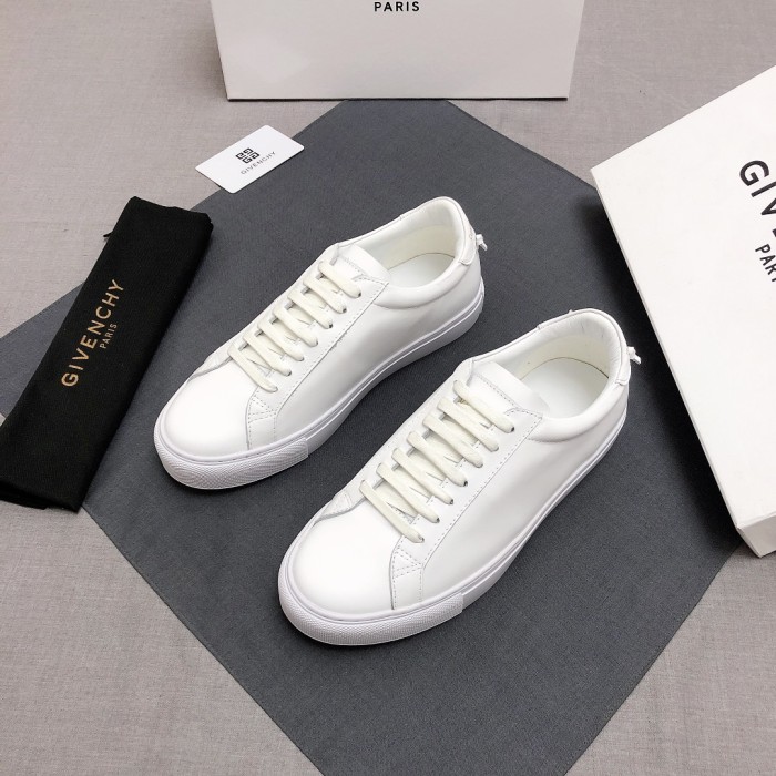 Givenchy Urban Street Logo-print Leather Sneakers 33