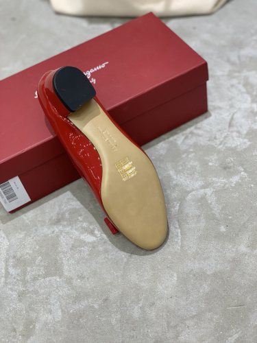  Salvatore Ferragamo Heel 5