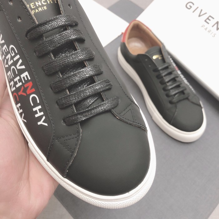 Givenchy Urban Street Logo-print Leather Sneakers 45