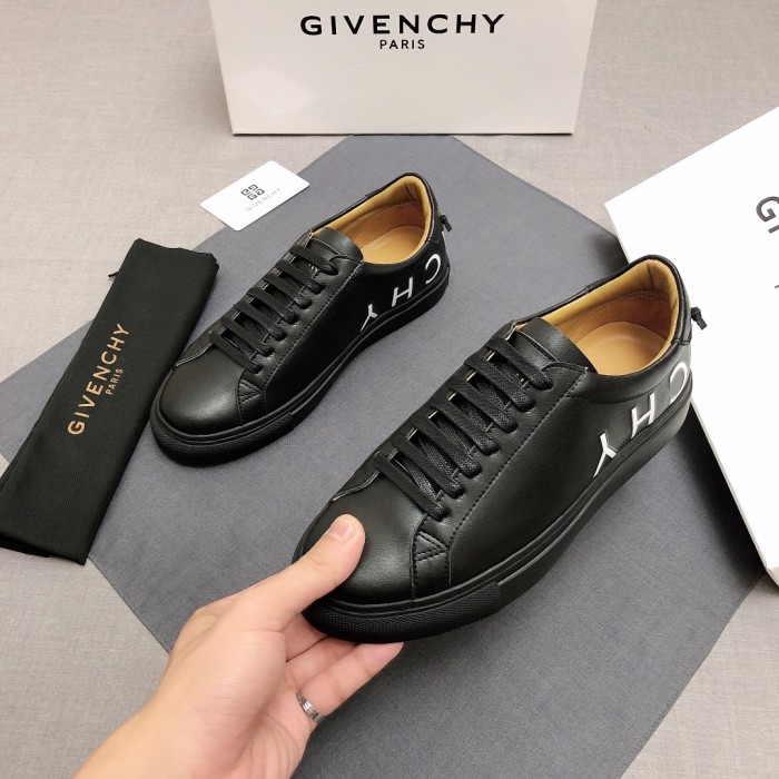 Givenchy Urban Street Logo-print Leather Sneakers 41