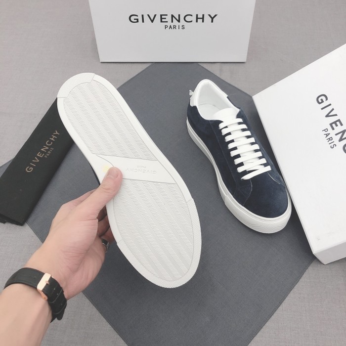 Givenchy Urban Street Logo-print Leather Sneakers 26