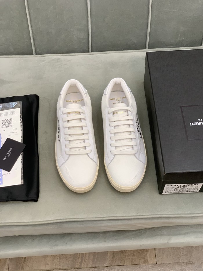 Saint Laurent Court Classic SL/06 sneaker 1