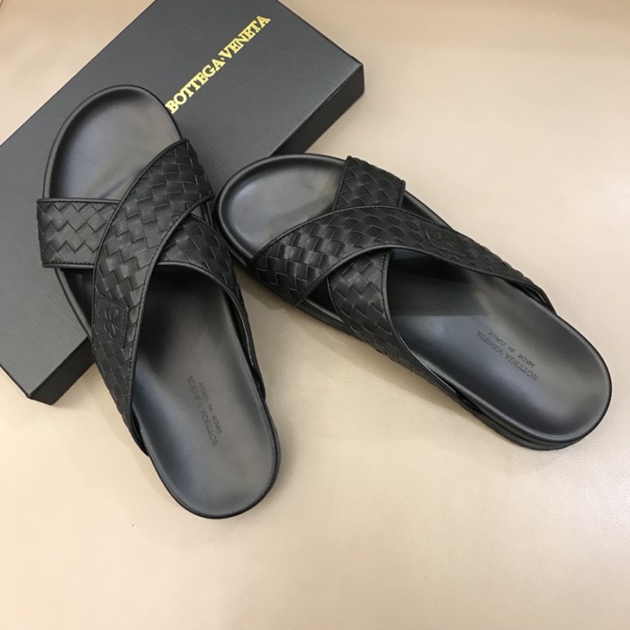 Bottega Veneta Slides 3