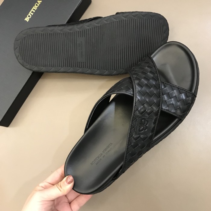 Bottega Veneta Slides 3