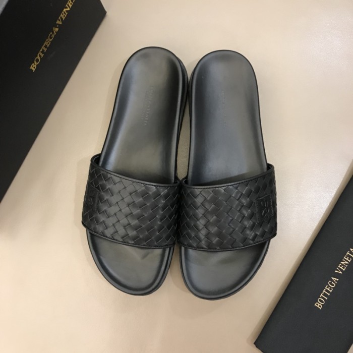 Bottega Veneta Slides 5