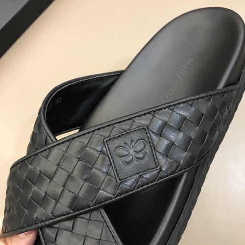 Bottega Veneta Slides 3