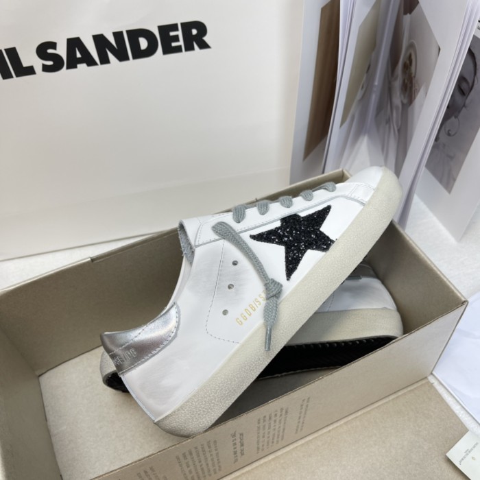 Golden Goose Superstar distressed-finish sneakers 27