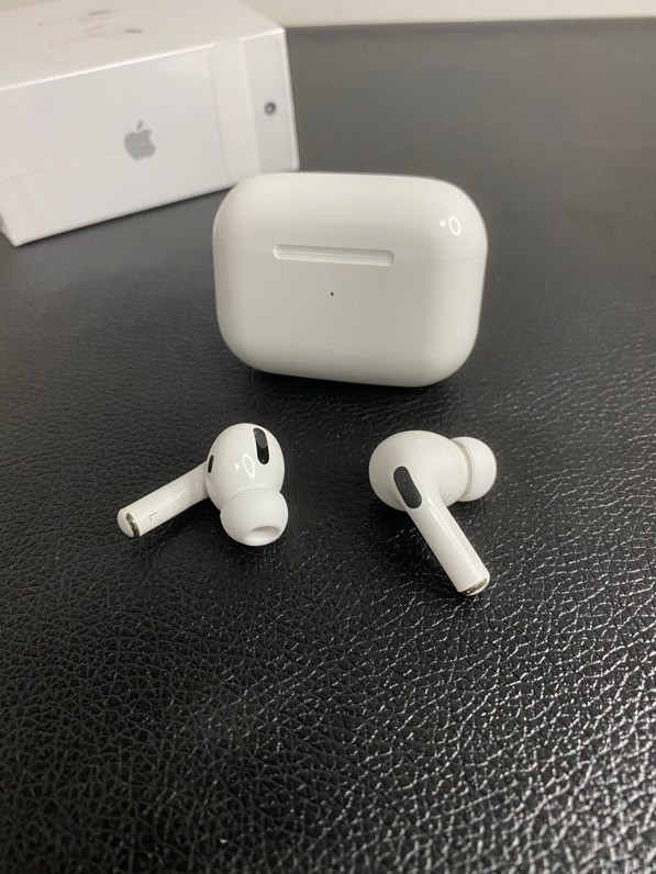 Apple AirPodsPro 3