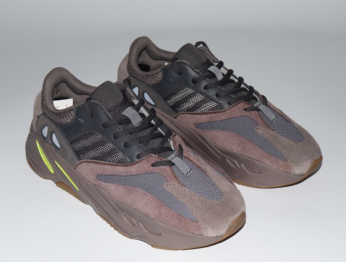 Adidas Yeezy Boost 700 Mauve