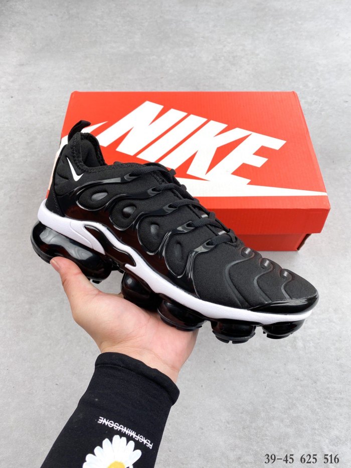 vapormax plus overbranding black