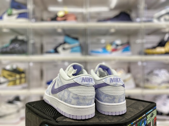 Nike Dunk Low Purple Pulse (W)