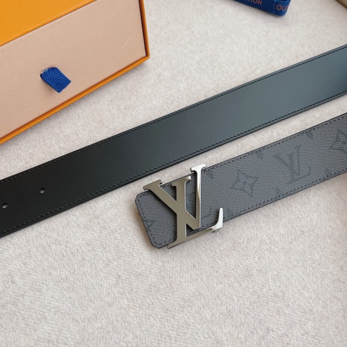 Louis Vuitton Belt 1 (width 4cm)