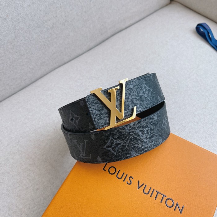 Louis Vuitton Belt 1 (width 4cm)