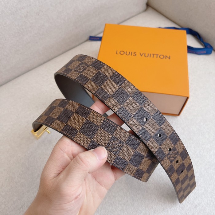 Louis Vuitton Belt 1 (width 4cm)