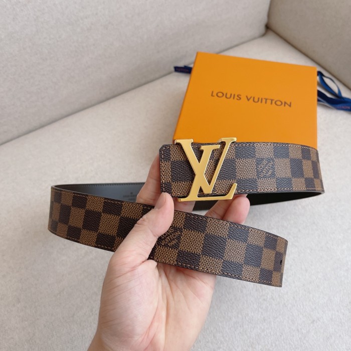 Louis Vuitton Belt 1 (width 4cm)