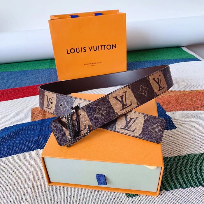 Louis Vuitton Belt 2 (width 4cm)