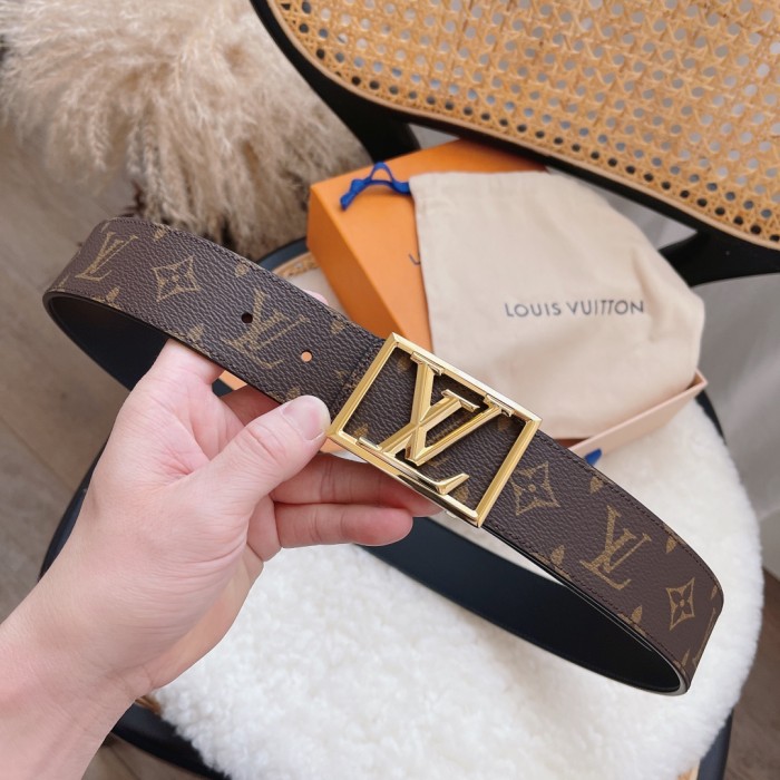 Louis Vuitton Belt 3 (width 4cm)