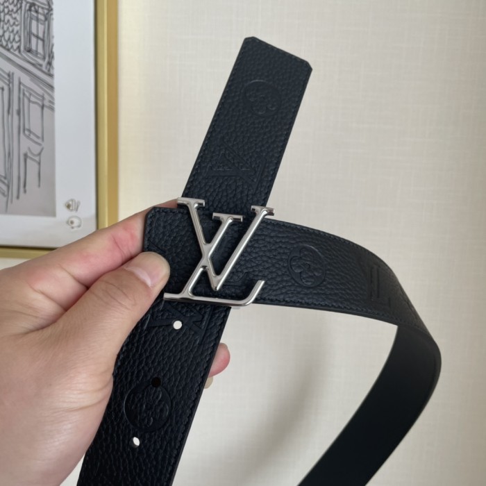 Louis Vuitton Belt 6 (width 4cm)