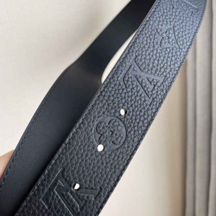 Louis Vuitton Belt 6 (width 4cm)