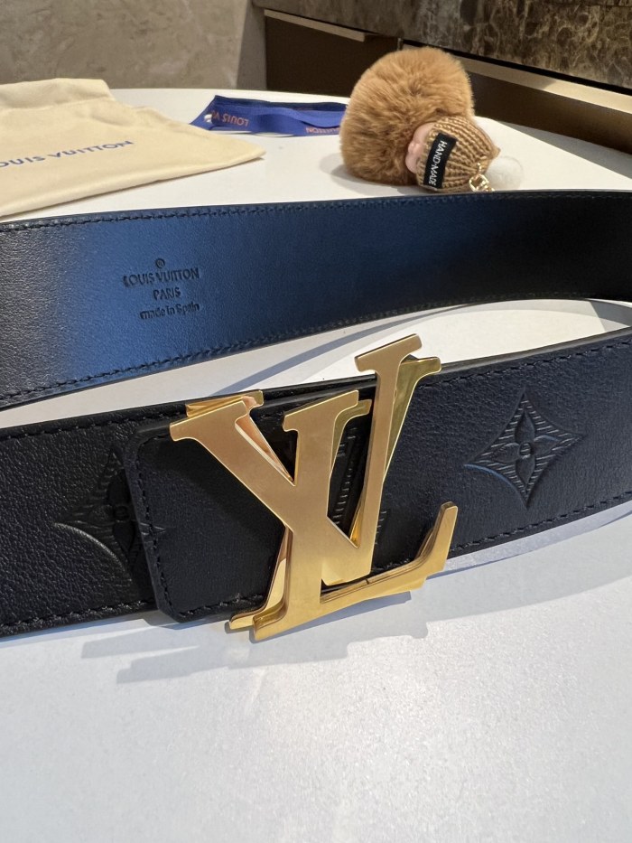 Louis Vuitton Belt 4 (width 4cm)