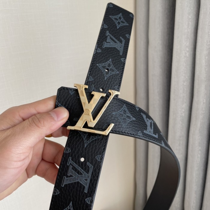 Louis Vuitton Belt 7 (width 4cm)