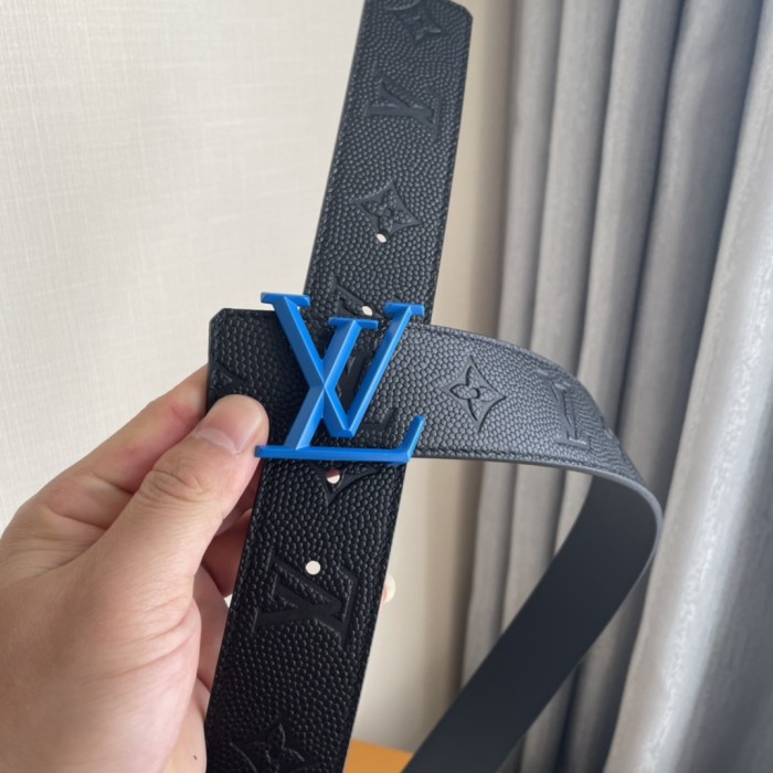 Louis Vuitton Belt 7 (width 4cm)