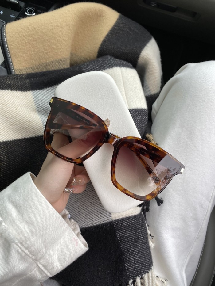 Sunglasses Saint Laurent SL318 size:65口15-145