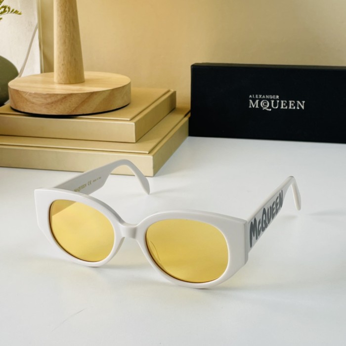 Sunglasses Alexander McQueen 0328s