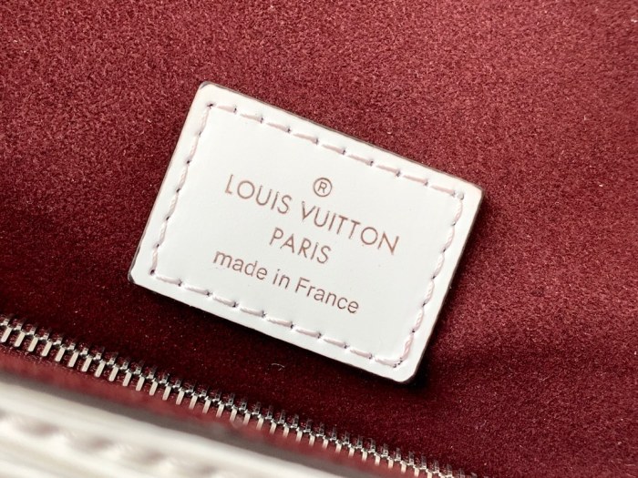 Handbag Louis Vuitton Grenelle M53695 M53834 M53694 M53691 size：26.0 x 20.0 x 12.0 cm