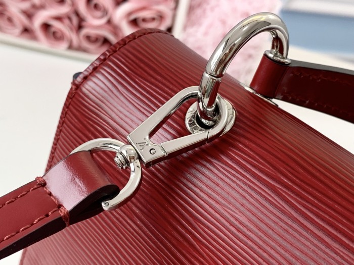 Handbag Louis Vuitton Grenelle M53695 M53834 M53694 M53691 size：26.0 x 20.0 x 12.0 cm