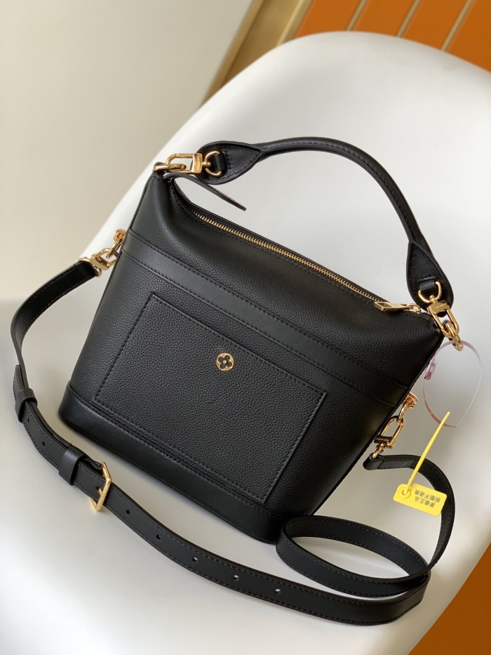 Handbag Louis Vuitton M57934 M57813 Cruiser size：25 x 22.5 x 13 cm
