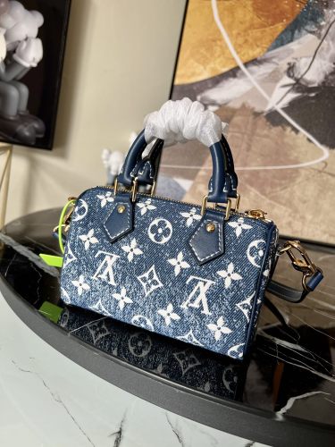 Handbag Louis Vuitton M81168 size 16.0 x 11.0 x 9.0 cm