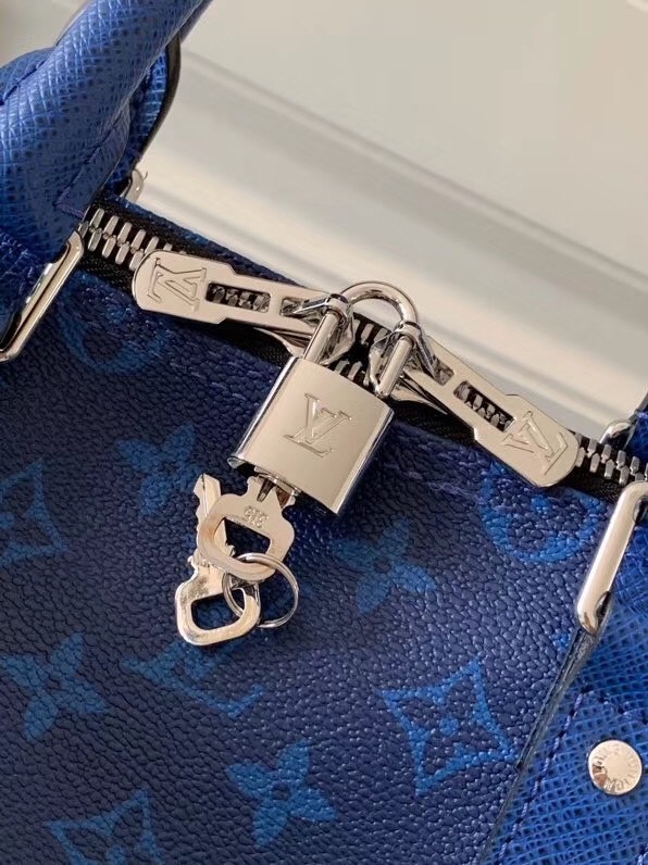 Handbag Louis Vuitton M53764  M53764 size:50x29x22
