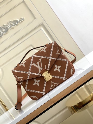 Handbag Louis Vuitton m46028 m46018 size：25x19x7cm