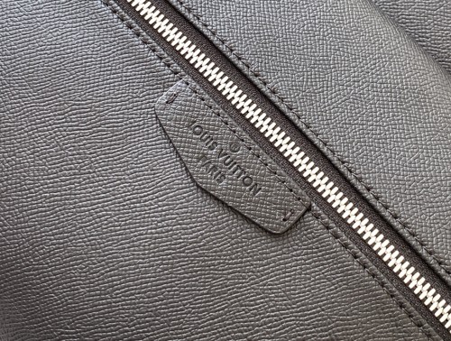 Handbag Louis Vuitton M33450 Apollo SIZE 37.0 x 40.0 x 20.0 cm